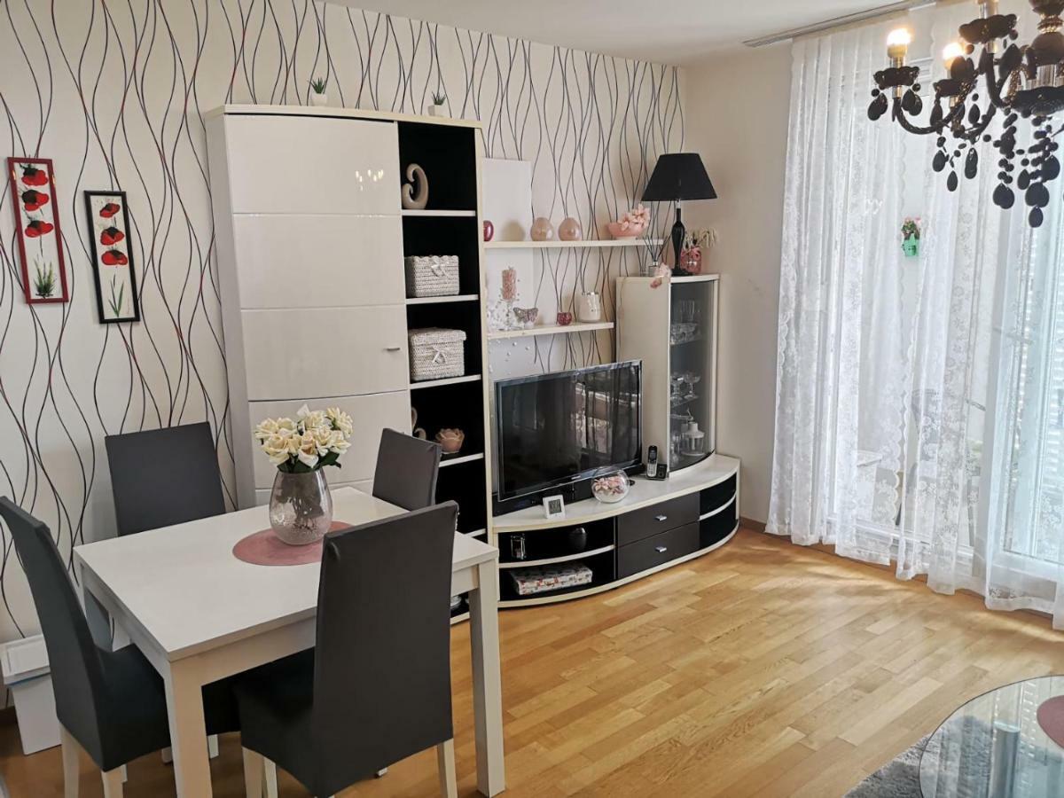 Apartment Ines 2 Split Exteriör bild